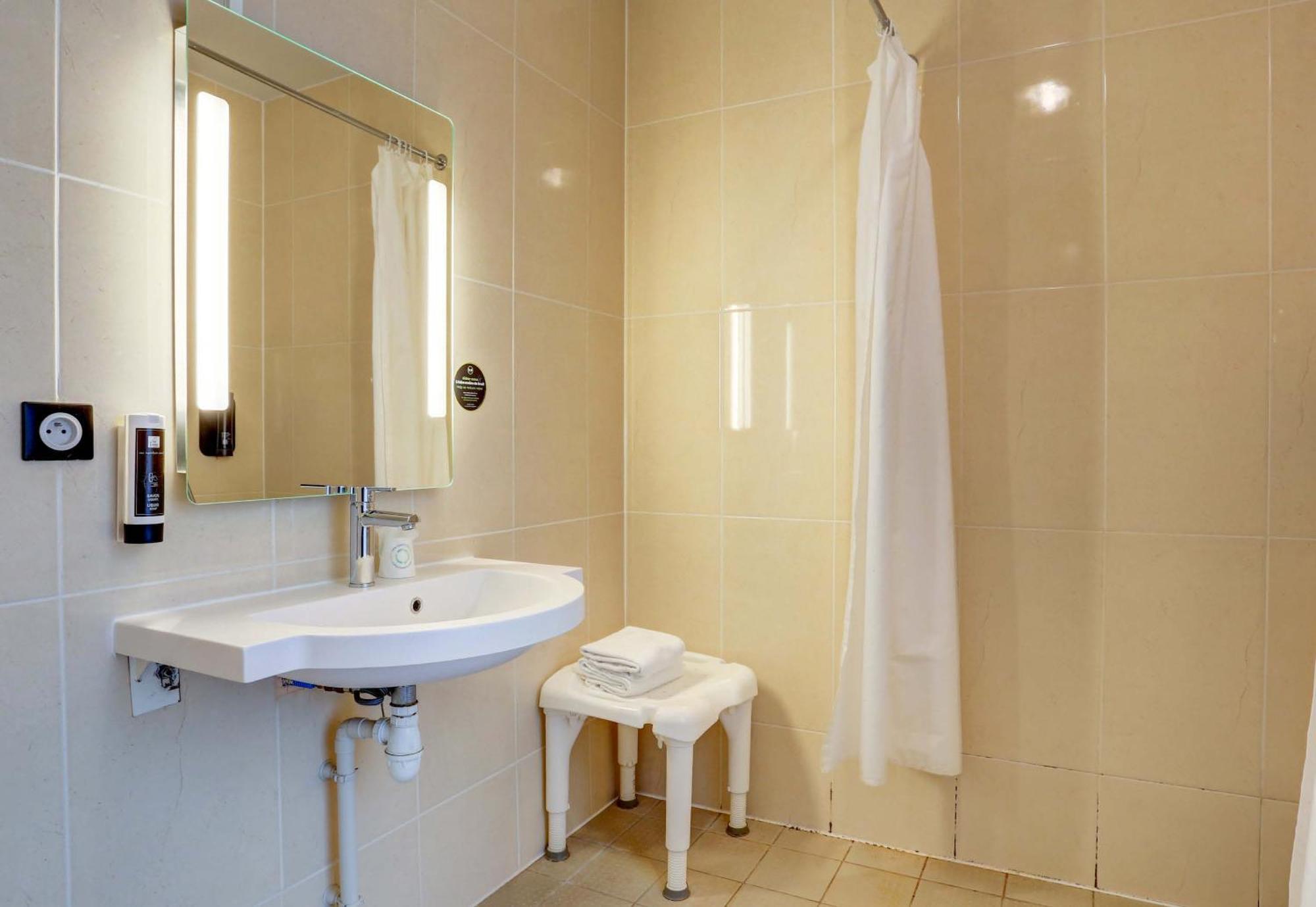 Hotel Reims 2*